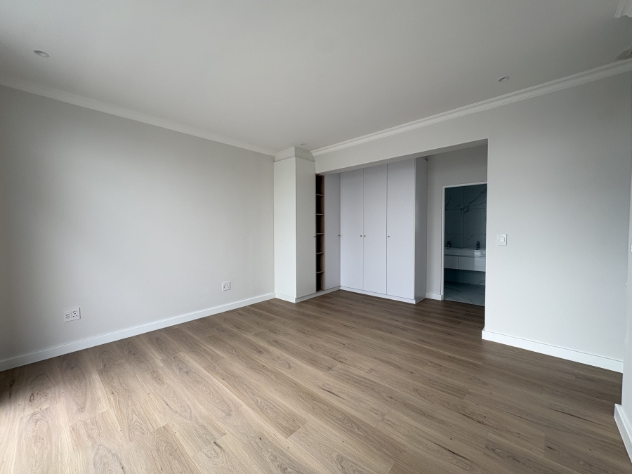 4 Bedroom Property for Sale in Sandown Western Cape